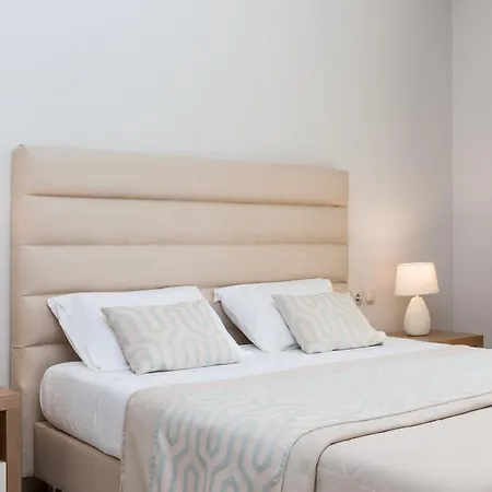 Mamfredas Luxury Villa *