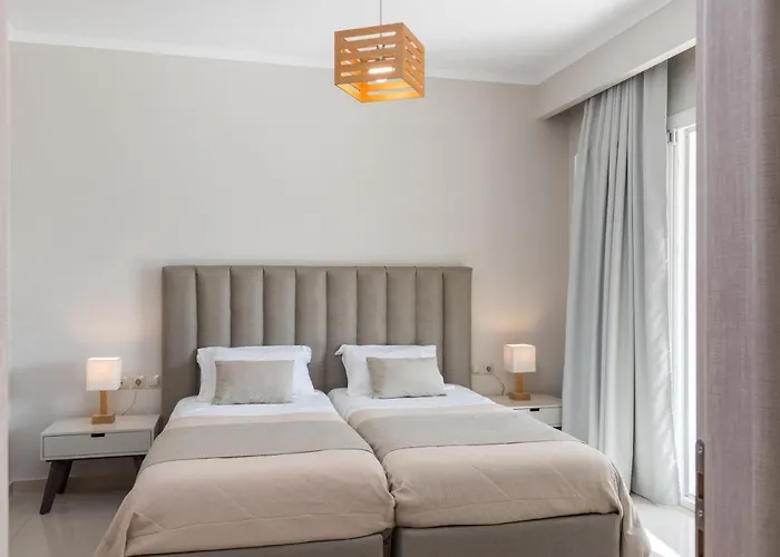 Mamfredas Luxury Villa *