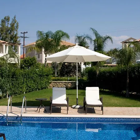 Mamfredas Luxury Villa